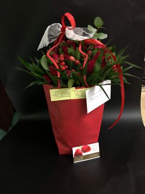 Roses (21) stems Bouquet in Water bag Only 24.99€