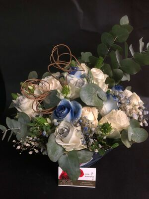 Σύνθεση  Λουλουδιών  για νεογέννητο. Ανοιξιάτικο Βάζο.(Αγοράκι ή Κοριτσάκι)