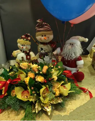 Christmas & New Year Celebrating Arrangements Flowers .Trays.(special)