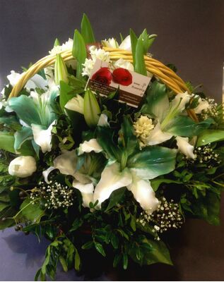 White flowers in big size basket