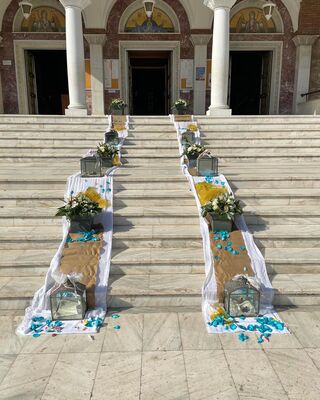 Γάμος. Στολισμός Εκκλησίας Με "Μοβ Ορτανσίες" & Λουλούδια Εποχής. Καλοκαιρινό Θέμα.