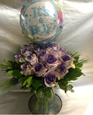 Roses "Safi"  Exclusive Purple Color. Exclusive in Zink Pot (40) stems