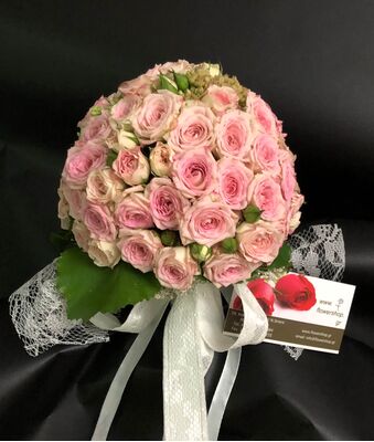 Νυφική Ανθοδέσμη "Ροζ Σφαίρα" Πολυανθή Τριαντάφυλλα