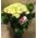 (36) λευκά τριαντάφυλλα με πρασινάδες μπουκέτο. Αποστολές Λουλουδιών.