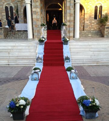 Γάμος. Στολισμός Εκκλησίας Με "Ορτανσίες"