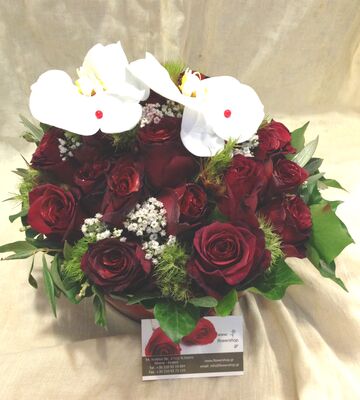 (21) red roses exclusive