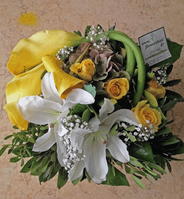 αποστολη λουλουδιων