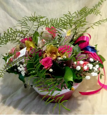 (21) mixed roses. Super week offer!!! Exclusive.
