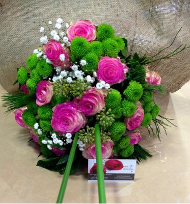 Bouquet in green and pink