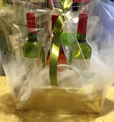 Wooden Pot with (3) Bottles Of Wine + (1) Rose In Tube Vase !!!