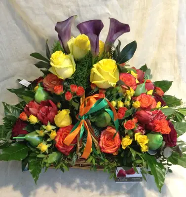 Ανθοπωλείο flowershop.gr Χειμώνας λουλούδια σε "Μεγάλο" καλάθι.