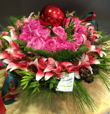 Christmas ball & flowers in  basket. Exclusive!!!