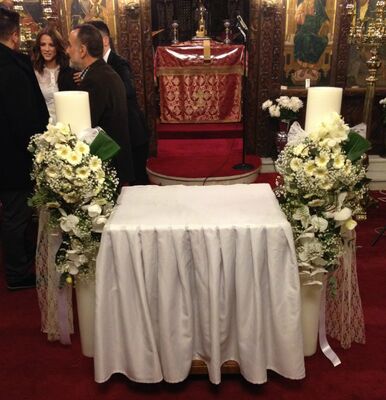 Wedding candles "front face arrangement"