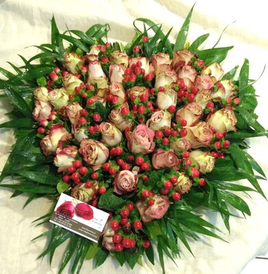 Καρδιά με τριαντάφυλλα + Αξεσουάρ διακόσμησης!!!