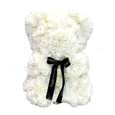 Αρκουδάκι από τεχνητά τριαντάφυλλα. Συνοδεύεται από συσκευασία δώρου.