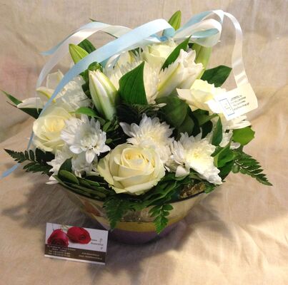 Arrangement In Glass Vase. Mixed Season Flowers !!!