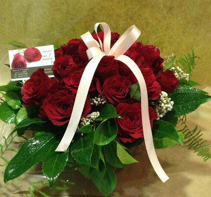 "Κόκκινα Τριαντάφυλλα" !!! Αγάπη !!! (21) τεμ. Σύνθεση !!!