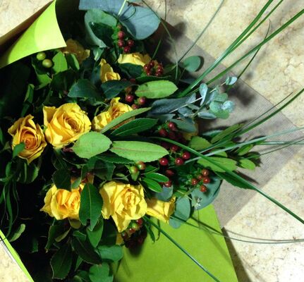 (20) yellow roses A' quality Dutch gift wrapped with greens