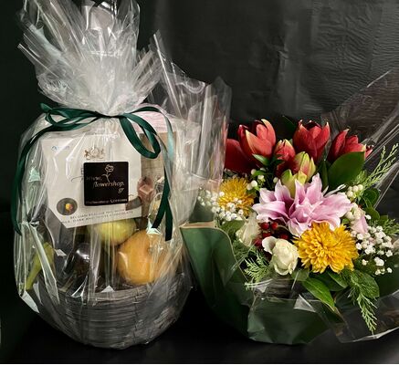 Gourmet Set ! Καλάθι με Λουλούδια ! Καλάθι με λιχουδιές ! Εξτρα !