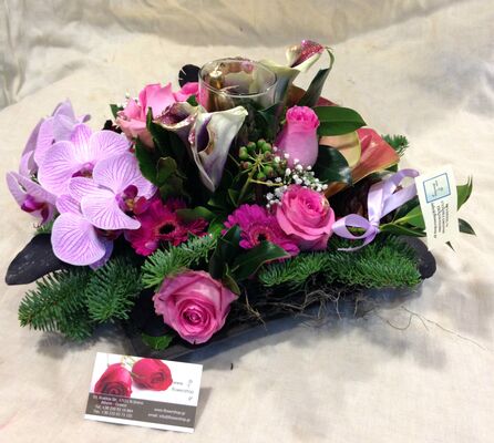 Εορταστικές συνθέσεις Λουλούδια με Κεριά