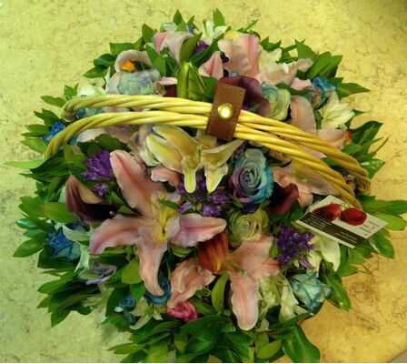 Roses "Rainbow" exclusive