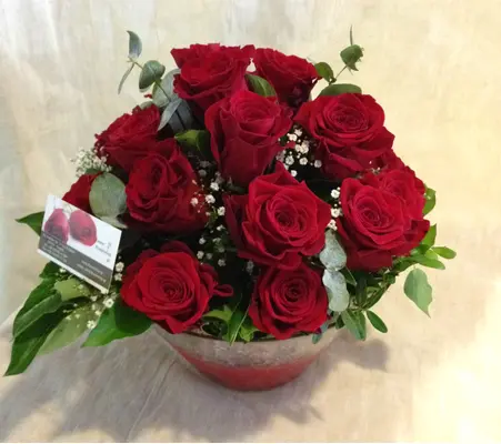 Red Roses Arrangement (31) Heads In Glass.