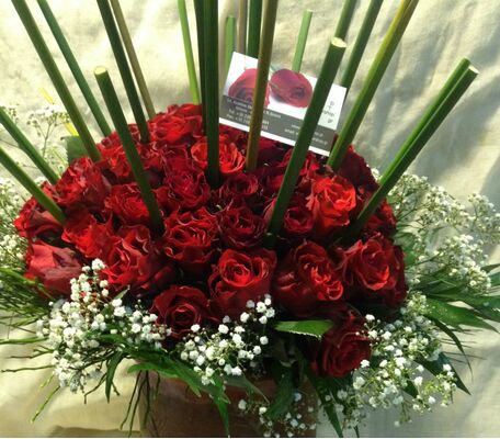 "Κόκκινα Τριαντάφυλλα" !!! Αγάπη χ 60 !!! (1) Πολυτελές Βάζο (60) τεμ..!!! + Αρκούδος + Κρασί + Κάρτα