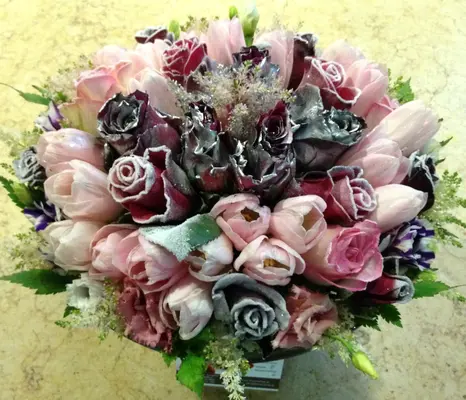 Christmas Glass with  flowers & decoration. Pink Exclusive!!!
