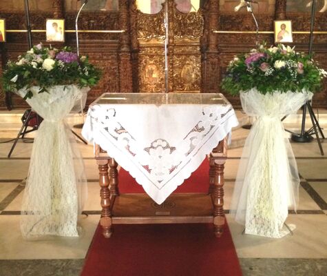 Γάμος. Στολισμός Εκκλησίας Με "Μοβ Ορτανσίες" & Λουλούδια Εποχής. Καλοκαιρινό Θέμα.