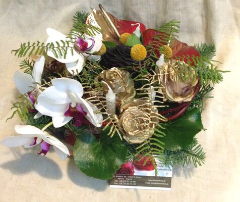 Christmas table arrangement with candle