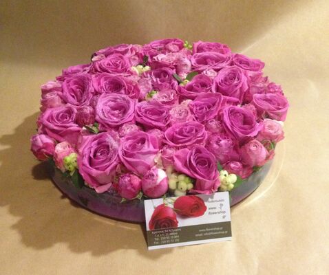 Pink roses cake inside a glass cylinder jar !!!