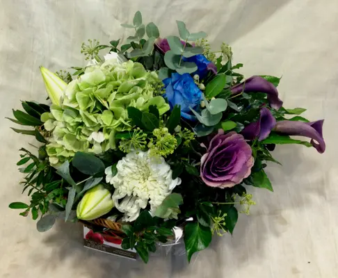 Arrangement  "Super Pack" for new born baby boy + X-large Balloon
