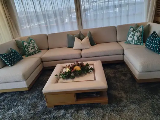 Flower Service For Yachts Marina Floisvos, Zeas, Astir.Table Tropical Arrangement
