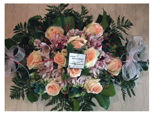 Basket with exclusive flowers and mikado sticks