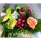 Table flower arrangement
