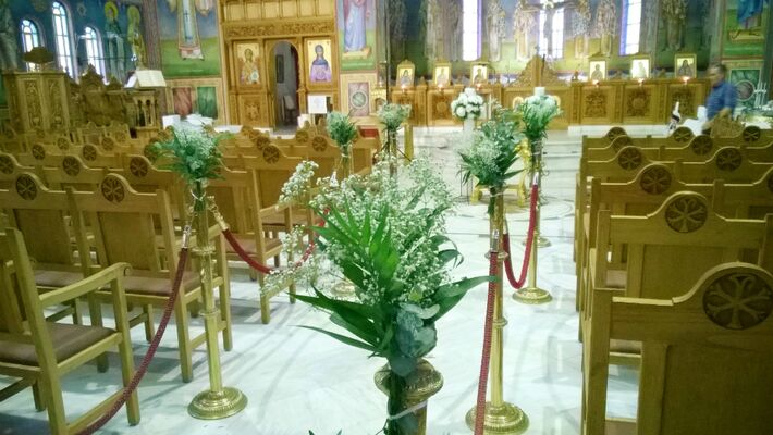 Γάμος. Στολισμός Εκκλησίας Με "Ορτανσίες"