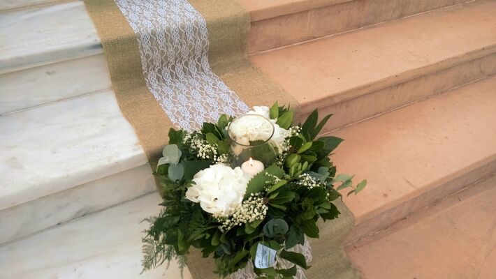 Γάμος. Στολισμός Εκκλησίας Με "Ορτανσίες"